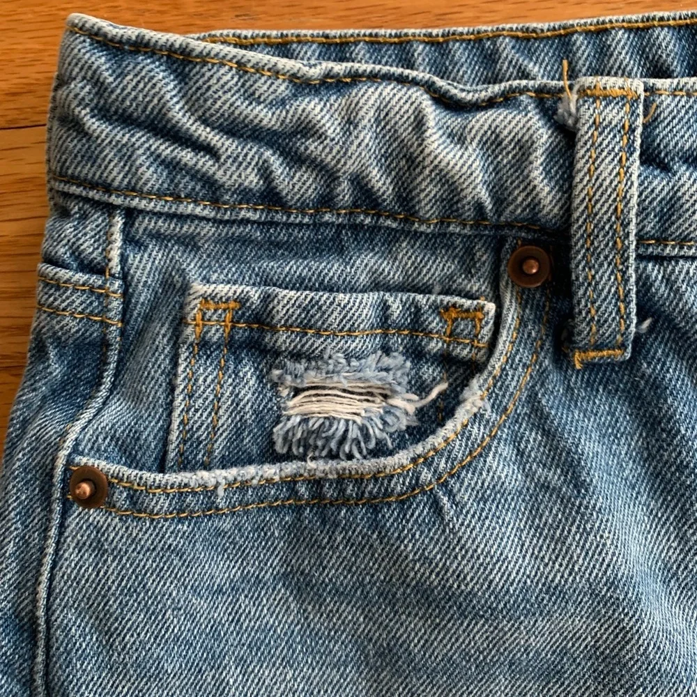 BP Jean Denim Mini Skirt ~ Size 27 ~ Distressed with frayed/raw hem.